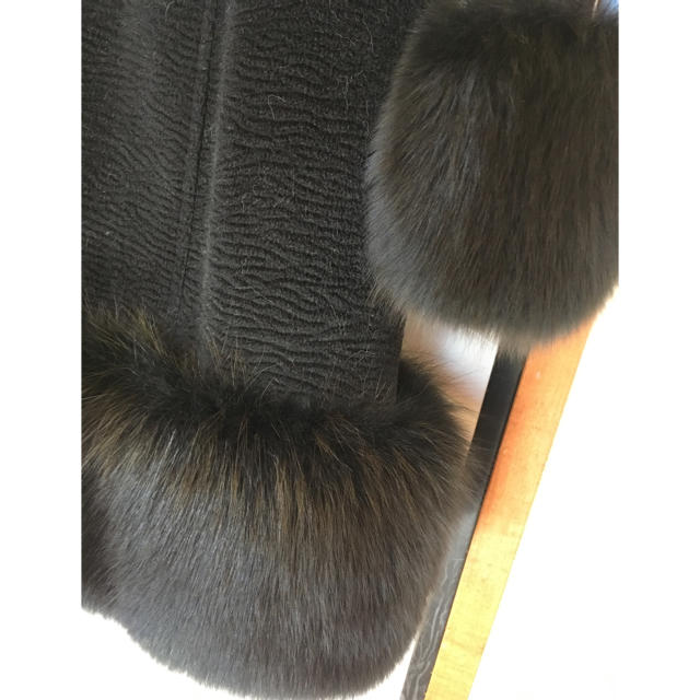 GRACE CONTINENTAL(グレースコンチネンタル)のグレースコンチネンタル FOXファーダッフルコート レディースのジャケット/アウター(ダッフルコート)の商品写真