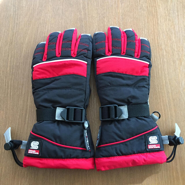 スキー手袋 新品未使用☆ スポーツ/アウトドアのスノーボード(ウエア/装備)の商品写真