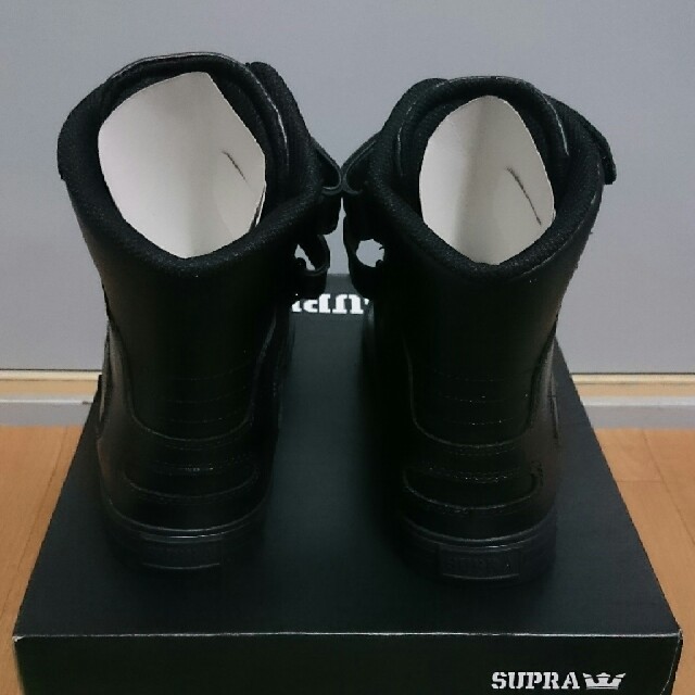 SUPRA(スープラ)のSUPRA スニーカー メンズの靴/シューズ(スニーカー)の商品写真