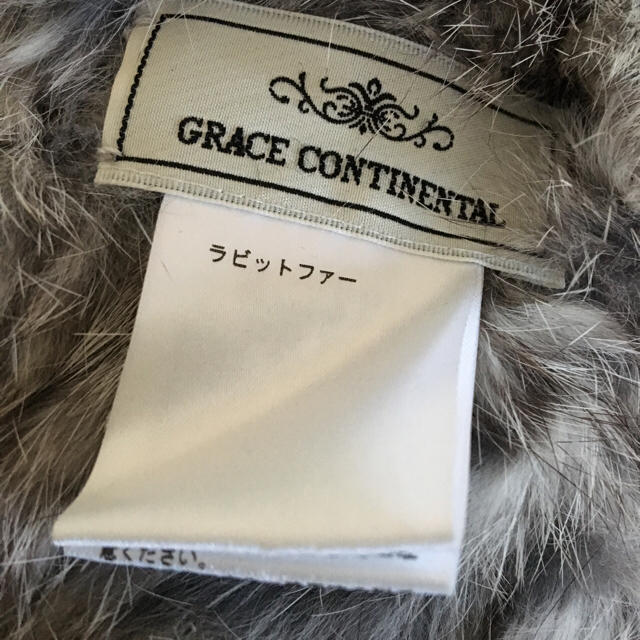 GRACE CONTINENTAL(グレースコンチネンタル)の【GRACE CONTINENTAL】 ラビットフリルストール レディースのファッション小物(マフラー/ショール)の商品写真