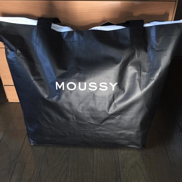 moussy(マウジー)の【限定お値下げ中】moussy ★ 福袋 ★ M レディースのレディース その他(セット/コーデ)の商品写真