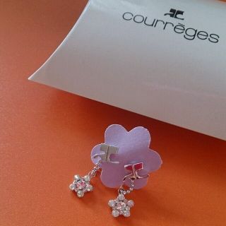 クレージュ(Courreges)のクレージュ 新品☆お花のピアス(ピアス)