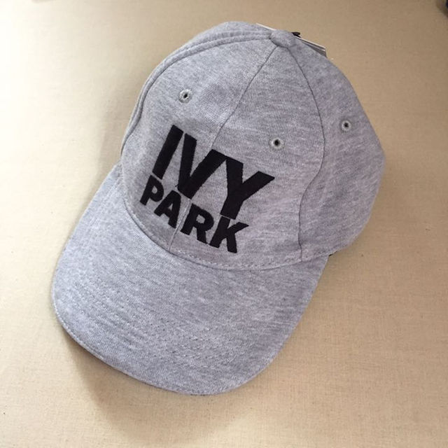 TOPSHOP(トップショップ)のIVY PARK CAP 帽子 TOPSHOP トップショップ ビヨンセ コラボ レディースの帽子(その他)の商品写真