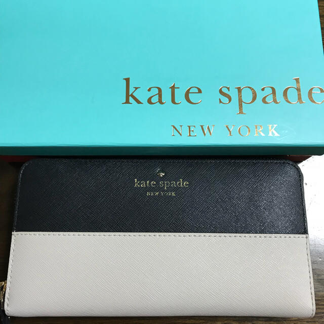 kate spade new york(ケイトスペードニューヨーク)の美品  ケイトスペード  長財布  黒  ベージュ 値下げ メンズのファッション小物(長財布)の商品写真