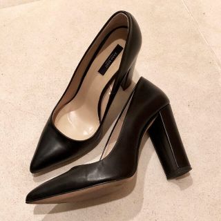 ザラ(ZARA)のポインテッドトゥヒールパンプス(ハイヒール/パンプス)