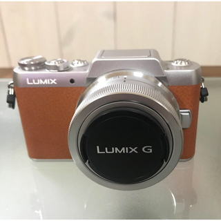 パナソニック(Panasonic)のパナソニック LumixG DMC-GF7W ブラウン(ミラーレス一眼)