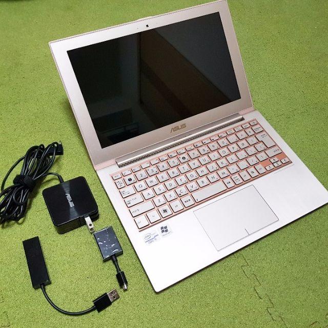 ASUS ZenBook UX21E-KXROSE　春限定色Intel