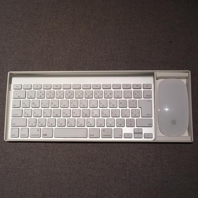 Mac (Apple)(マック)のアップル純正 キーボード&マウス スマホ/家電/カメラのPC/タブレット(PC周辺機器)の商品写真