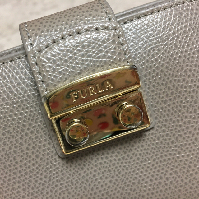 Furla(フルラ)のFURLA メトロポリス 二折り財布  レディースのファッション小物(財布)の商品写真