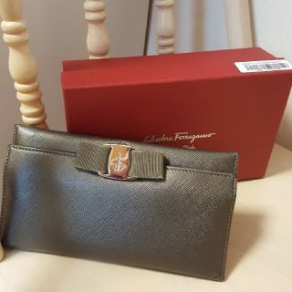 サルヴァトーレフェラガモ(Salvatore Ferragamo)の最終値下げ💴⤵正規品フェラガモ長財布(財布)