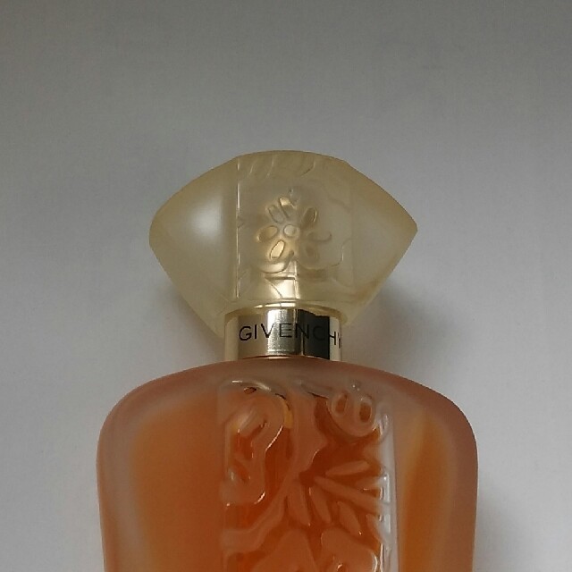 GIVENCHY(ジバンシィ)の《廃盤》　ジバンシー　フルール　ダンテルディ　100ml コスメ/美容の香水(香水(女性用))の商品写真