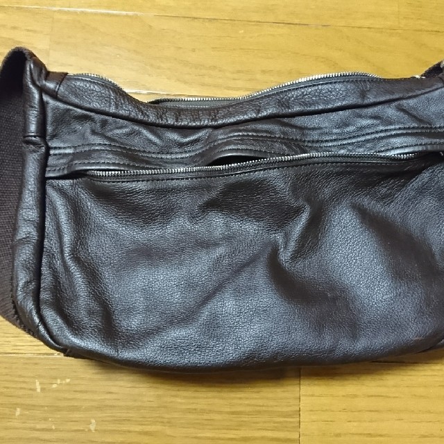 nano・universe(ナノユニバース)のナノ・ユニバース ショルダーバッグ 美品 メンズのバッグ(ショルダーバッグ)の商品写真