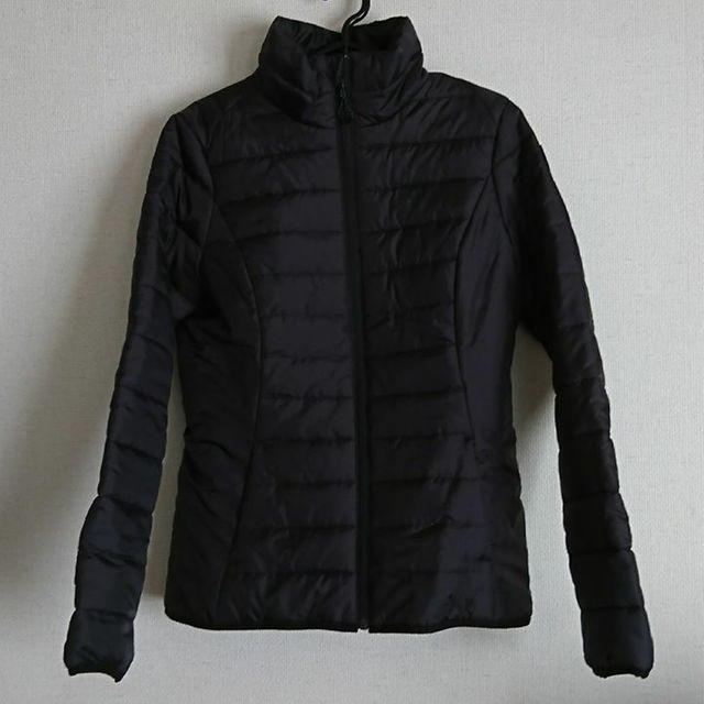 PUMA(プーマ)のPUMA プーマ 黒のダウンジャケット レディースのジャケット/アウター(ダウンジャケット)の商品写真