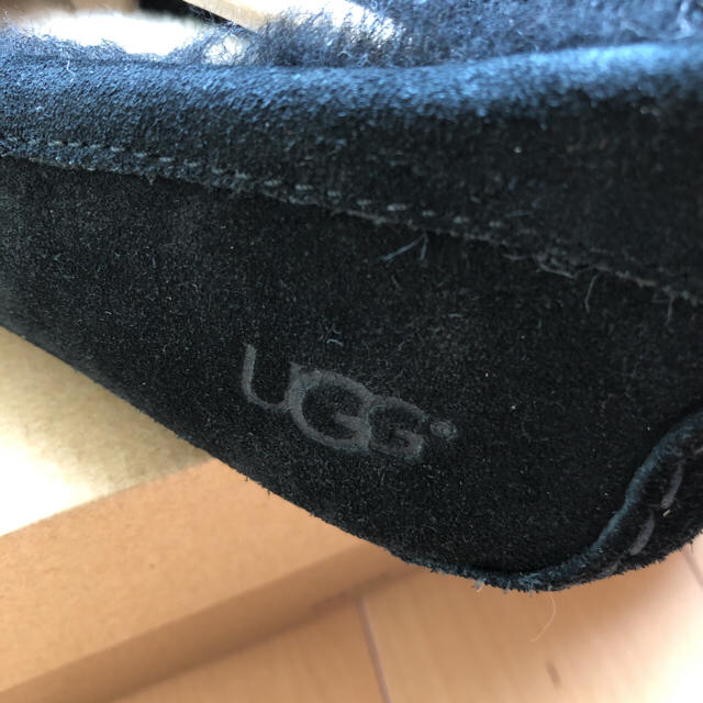 UGG(アグ)の新品 UGG ANSLEY FUR BOW 25cm(8) レディースの靴/シューズ(スリッポン/モカシン)の商品写真