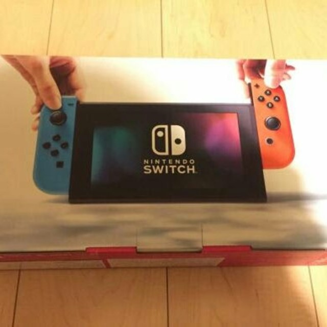 Nintendo Switch(ニンテンドースイッチ)の新品ニンテンドースイッチ本体ネオンカラー エンタメ/ホビーのゲームソフト/ゲーム機本体(家庭用ゲーム機本体)の商品写真