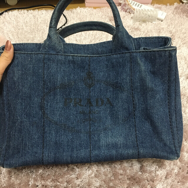 美品 プラダ カナパ デニム-