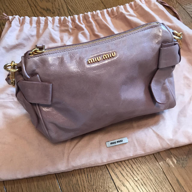 miumiu バッグ