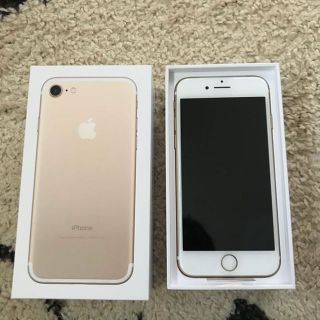 アップル(Apple)のiPhone7 128gb ゴールド SIMフリー SIMロック解除済み(スマートフォン本体)