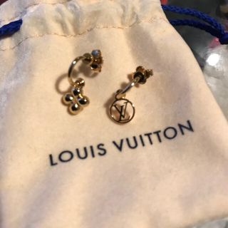 LOUIS VUITTON - LOUIS VUITTON ヴィトン ブックル ドレイユ