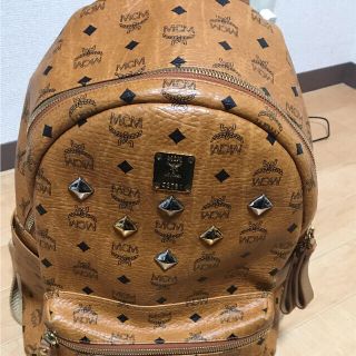 MCM - MCM リュック Mサイズ 専用の通販｜ラクマ