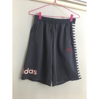 アディダス(adidas)のadidas アディダスオリジナルス デサント製 ハーフパンツ(ショートパンツ)