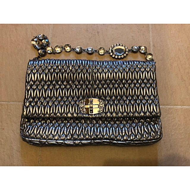 レディース専用MiuMiu ナッパクリススタルバッグ