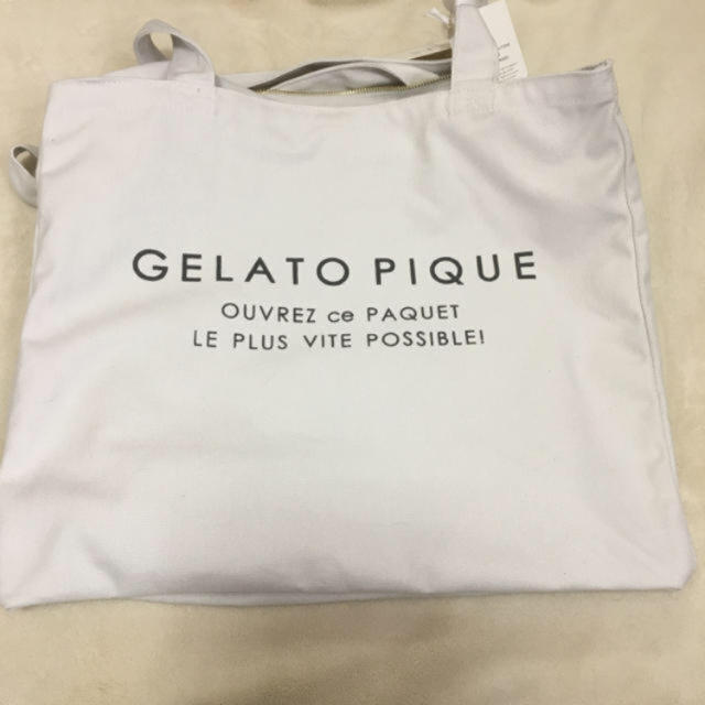 gelato pique(ジェラートピケ)のジェラピケ福袋✯ブランケット・靴下・袋 レディースのルームウェア/パジャマ(ルームウェア)の商品写真