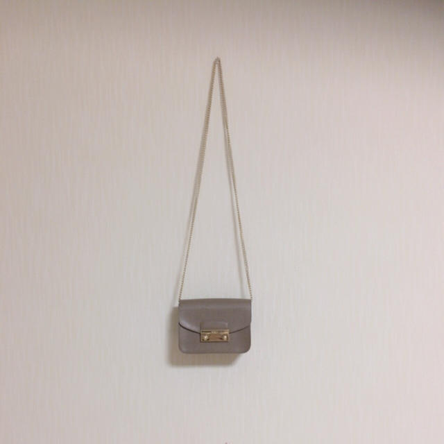 FURLA ポシェットレディース