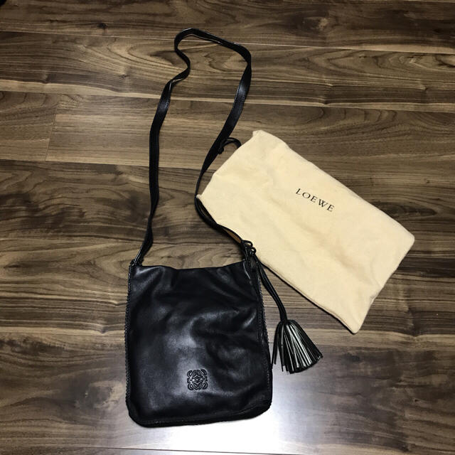 ★美品★LOEWE タッセル付ショルダーバッグ（保存袋あり）