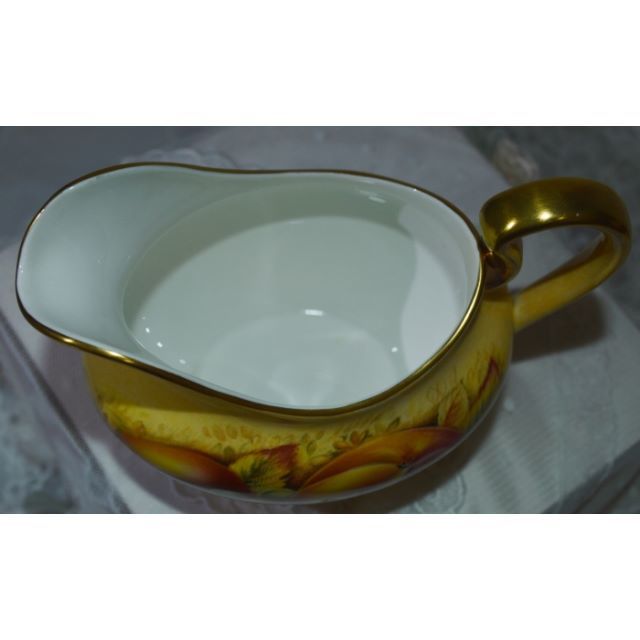 Aynsley China(エインズレイ)の【新品】☆ 英国製　　ＡＹＮＳＬＥＹ（エインズレイ） クリーマー インテリア/住まい/日用品のキッチン/食器(食器)の商品写真