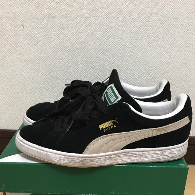 PUMA(プーマ)のプーマ スニーカー スウェードクラシック 23.5 レディースの靴/シューズ(スニーカー)の商品写真