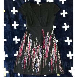 ビーシービージーマックスアズリア(BCBGMAXAZRIA)の【405rs様専用】BCBG DRESSES /ボタニカルワンピース2点(ミニワンピース)