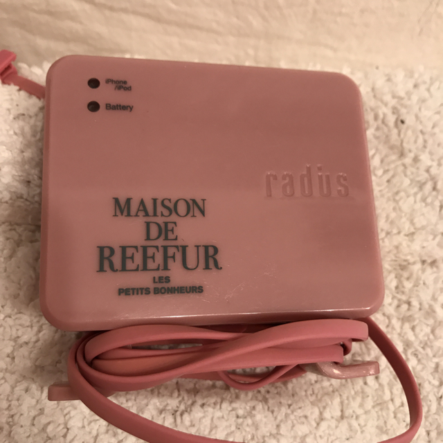 Maison de Reefur(メゾンドリーファー)のメゾンドリーファー モバイルバッテリー&バッテリーチャージャー スマホ/家電/カメラのスマートフォン/携帯電話(バッテリー/充電器)の商品写真