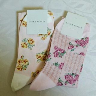 ローラアシュレイ(LAURA ASHLEY)の新春セール！☆ローラアシュレイレディスソックス２足セット新品(ソックス)