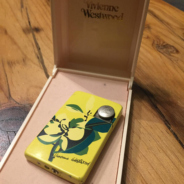 Vivienne Westwood(ヴィヴィアンウエストウッド)のVivienne Westwood ジッポ 中古  メンズのファッション小物(タバコグッズ)の商品写真