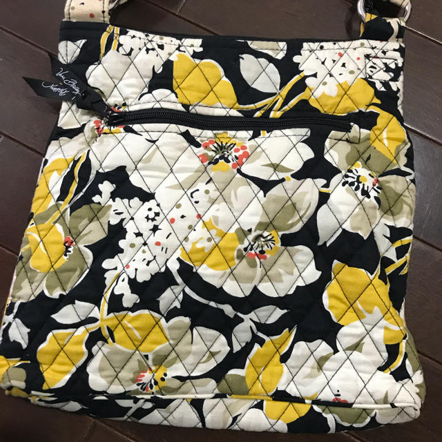 Vera Bradley(ヴェラブラッドリー)のヴェラブラッドリー★ショルダーバッグ レディースのバッグ(ショルダーバッグ)の商品写真