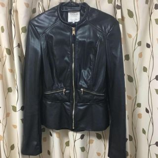 ザラ(ZARA)のSale値引中！ZARA ♡ レザージャケット S 美品(ライダースジャケット)