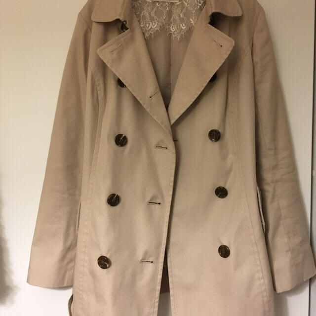 anySiS(エニィスィス)のショート トレンチ コート レディースのジャケット/アウター(トレンチコート)の商品写真