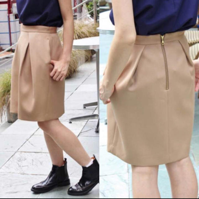 IENA(イエナ)のイエナ  赤スカート レディースのスカート(ひざ丈スカート)の商品写真
