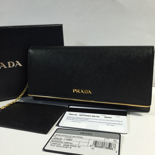 プラダ(PRADA)の入手困難レア品✨新品 ゴールドプレート PRADA 長財布 財布 ブラック(財布)
