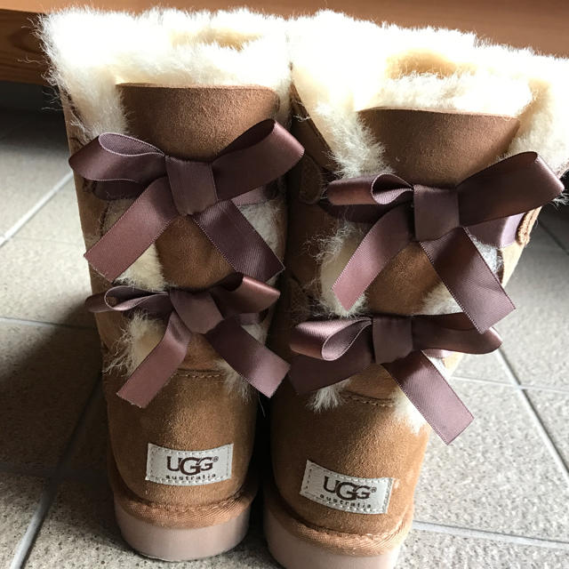 UGG(アグ)のUGGムートン サイズUSA7 レディースの靴/シューズ(ブーツ)の商品写真