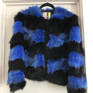 エムエスジイエム(MSGM)のＭＳＧＭフォックスファージャケット 毛皮 ボーダー(毛皮/ファーコート)