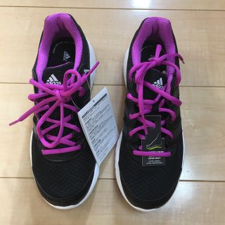 アディダス(adidas)のadidas スニーカー 24.5cm(スニーカー)