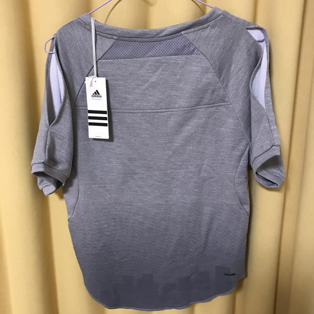 adidas(アディダス)のadidas Tシャツ スポーツ/アウトドアのスポーツ/アウトドア その他(その他)の商品写真