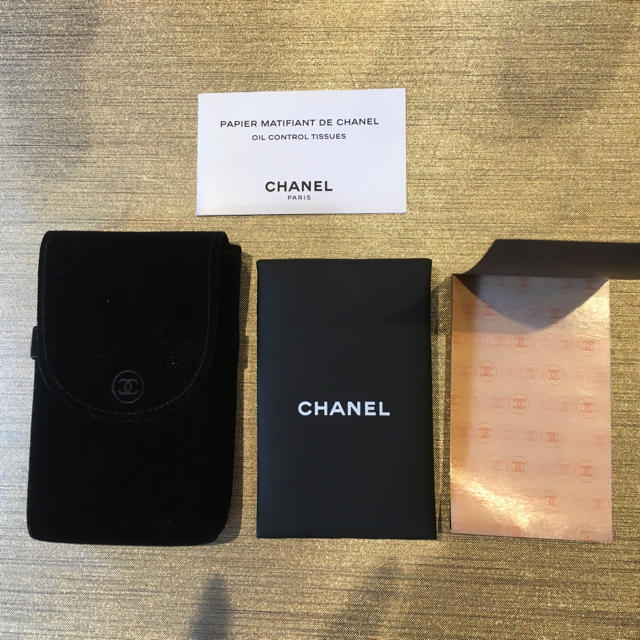 CHANEL(シャネル)の新品★CHANEL あぶらとり紙 ミラー セット コスメ/美容のコスメ/美容 その他(その他)の商品写真