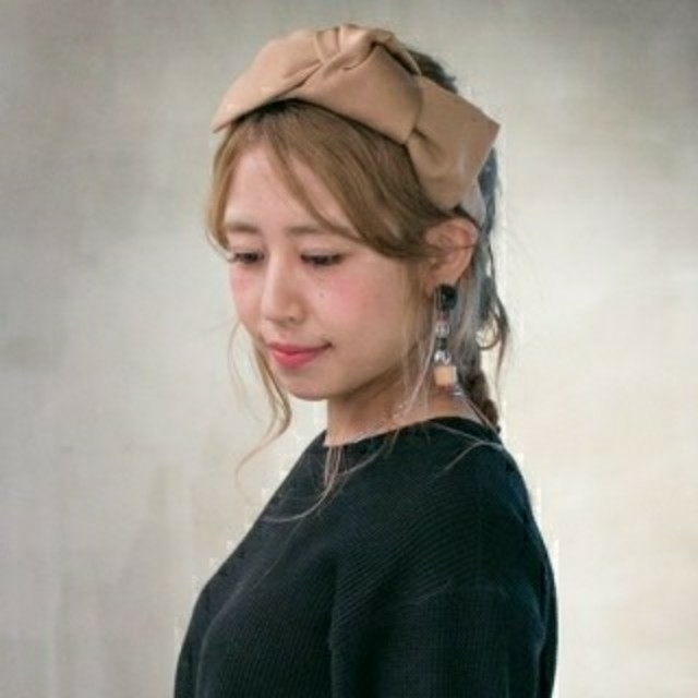 CA4LA(カシラ)の【おまけ2点8000円分付き】　CA4LA カシラ ブラックリボンカチューシャ レディースのヘアアクセサリー(カチューシャ)の商品写真