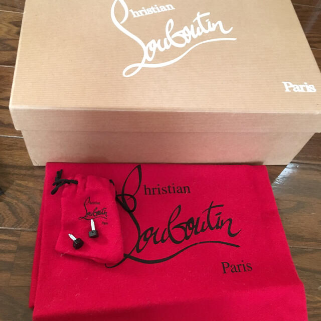 Christian Louboutin(クリスチャンルブタン)のルブタン パンプス  美品 クリスチャンルブタン 正規品 レディースの靴/シューズ(ハイヒール/パンプス)の商品写真