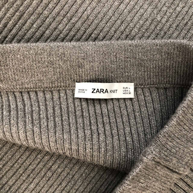 ZARA(ザラ)の新品未使用☆今期ZARAリブ編みニットタイトスカート☆ レディースのスカート(ロングスカート)の商品写真