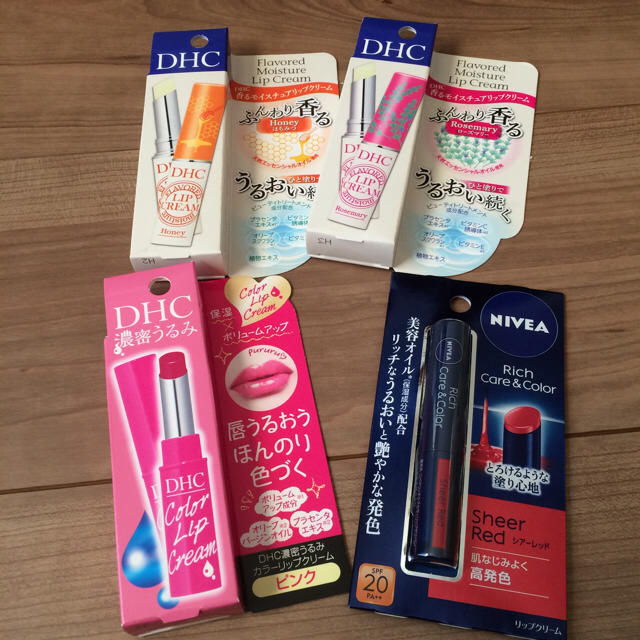 DHC(ディーエイチシー)のDHC・NIVEA リップクリーム 4本セット コスメ/美容のスキンケア/基礎化粧品(リップケア/リップクリーム)の商品写真