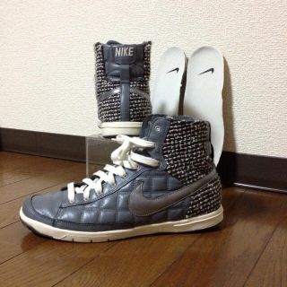 ナイキ(NIKE)のNIKE キルティング スニーカー(スニーカー)